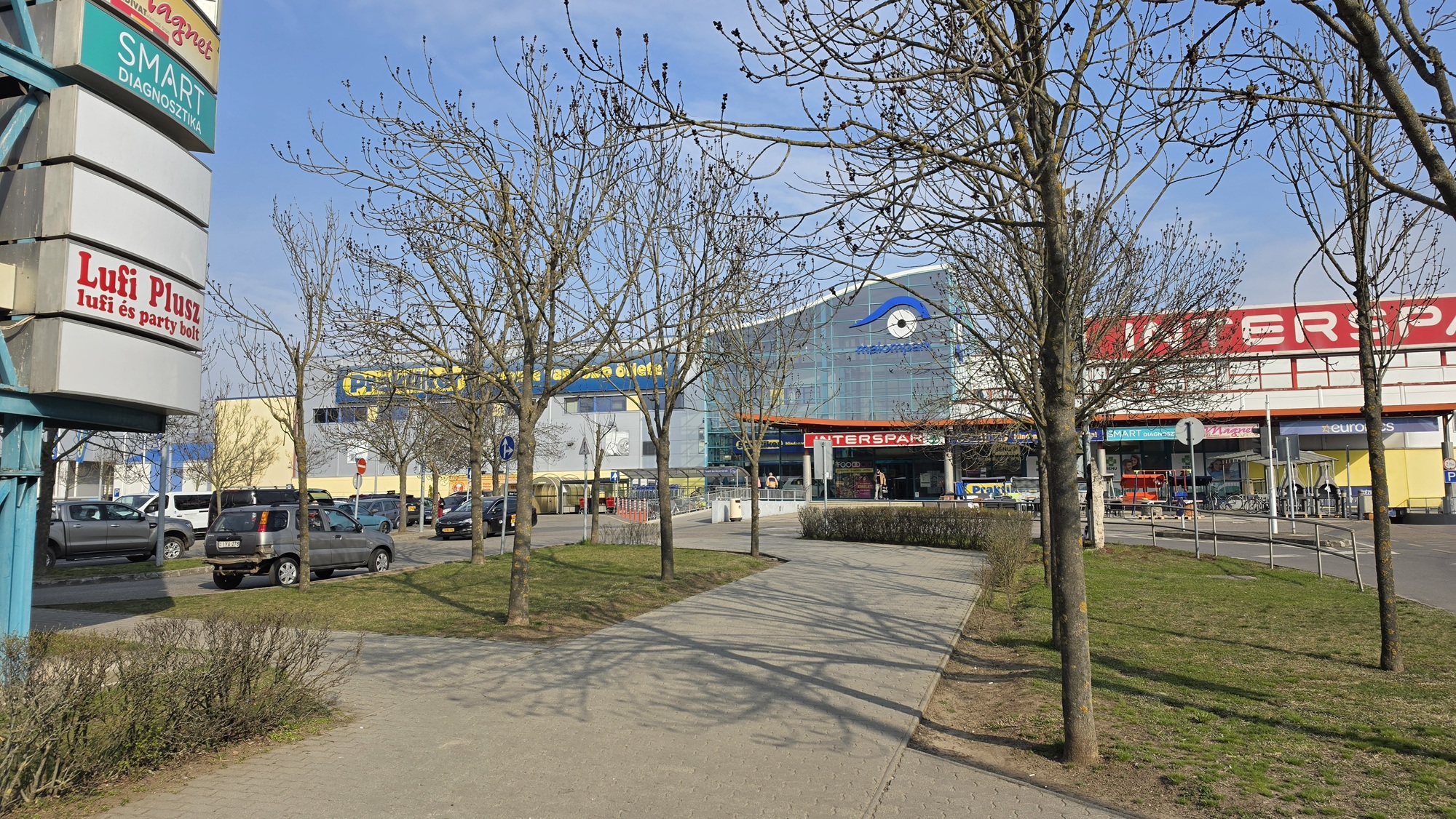 Malompark Bevásárlóközpont Debrecen